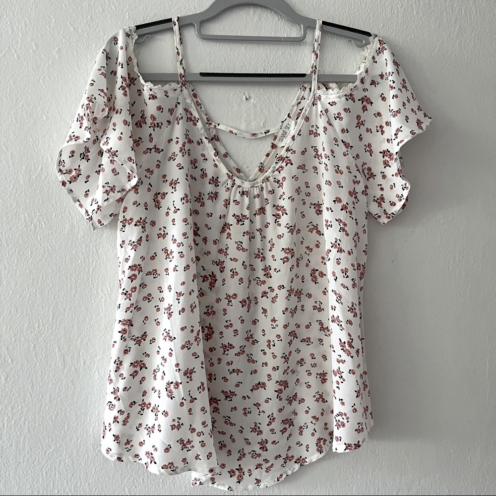 Beautiful Spring/Summer Blouse 🌸
